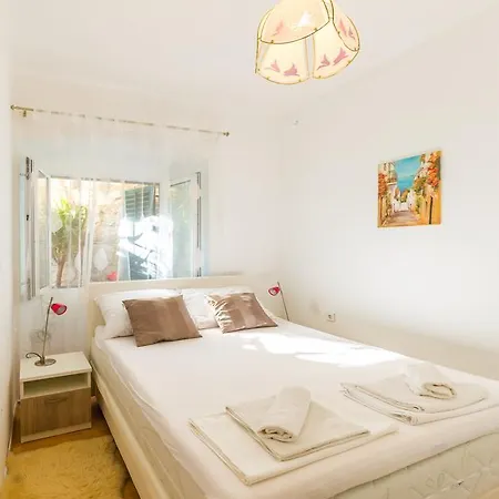 Center Διαμέρισμα Ντουμπρόβνικ