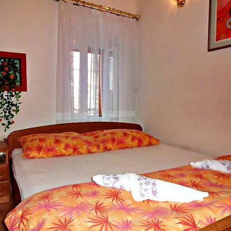 Center Ντουμπρόβνικ